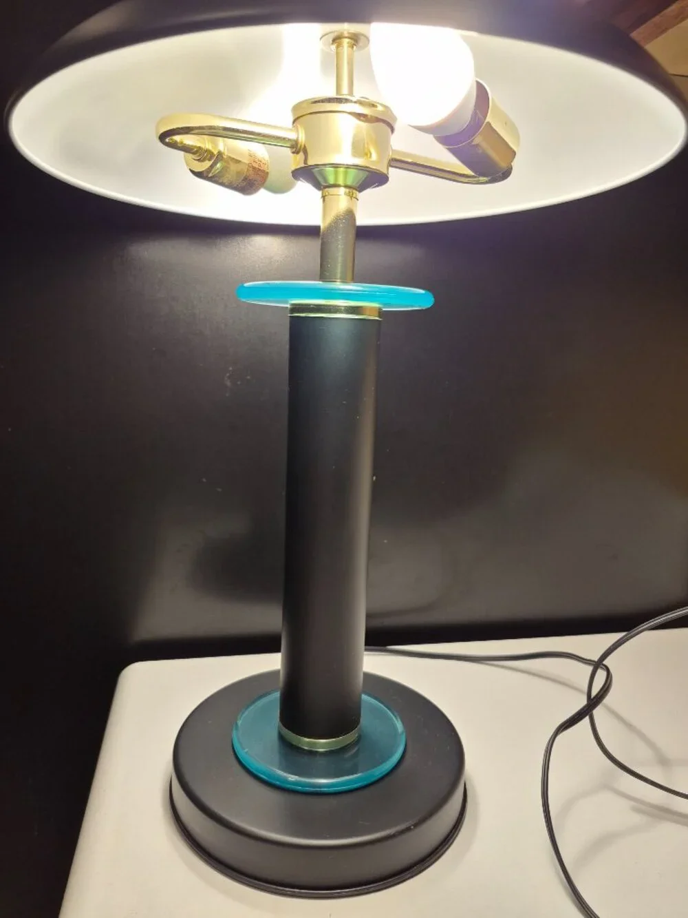 VINTAGE MCM MEMPHIS DESIGN TOUCH MUSHROOM LAMP